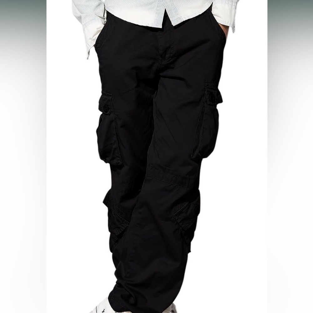 Black cargo pants • Size 28 • NWOT